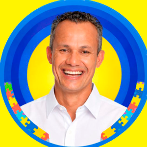 [Your photo alt]